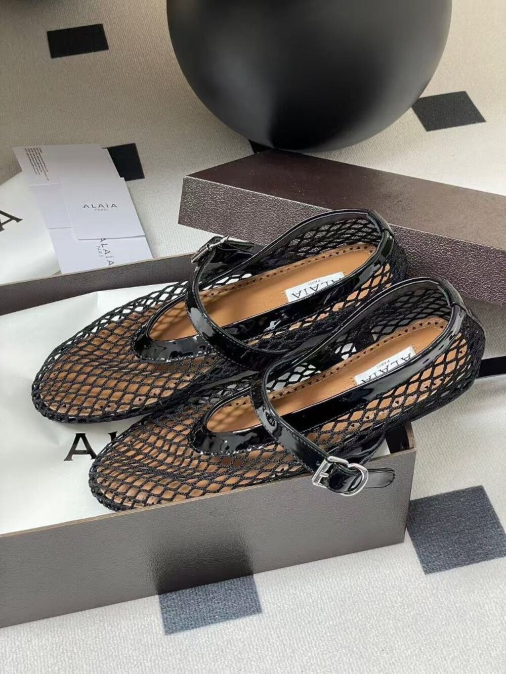 ALAIA French Ballet Flats: Stunningly Beautiful Openwork Fishnet Shoes 🔥 - Picture 4 of 8